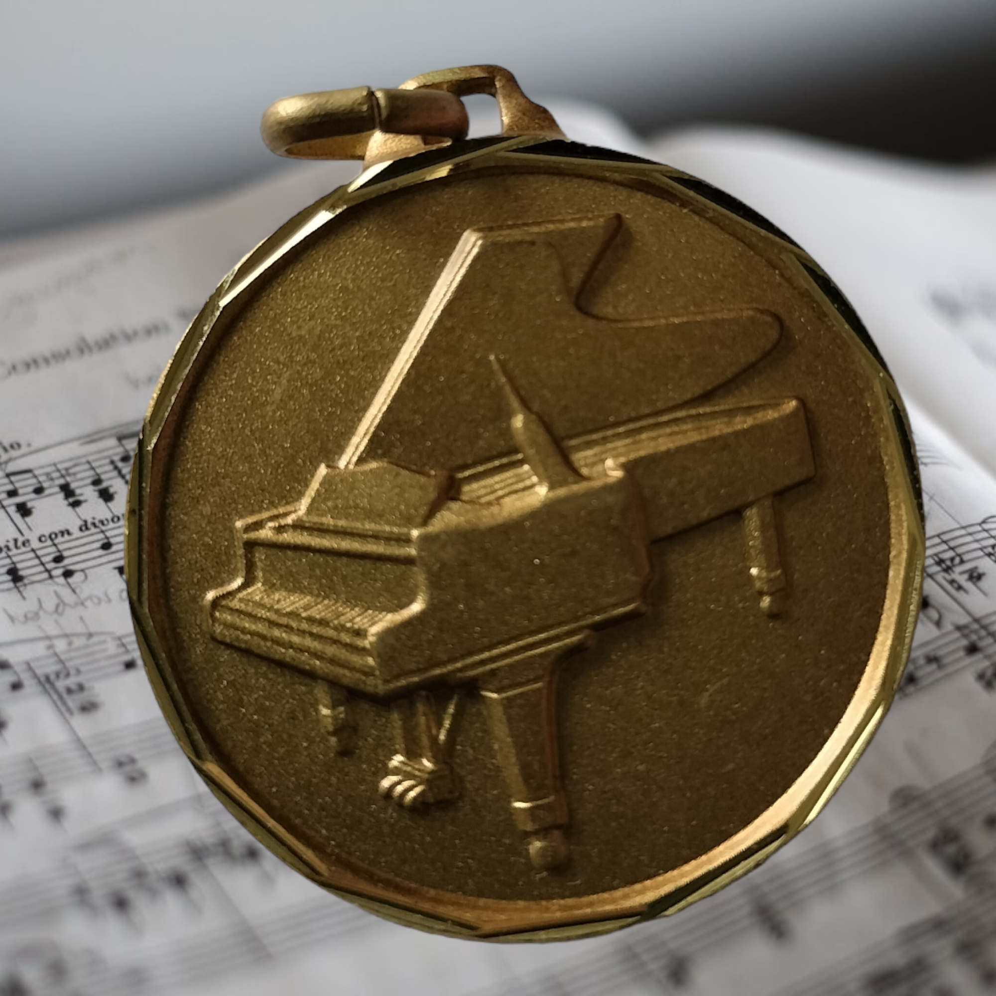 1.5" music medal